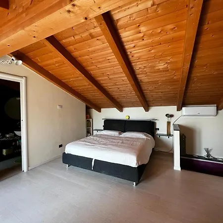 Ferienhaus Residenza A Schiera Vista Feriolo