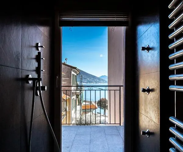 Residenza A Schiera Vista Feriehus *